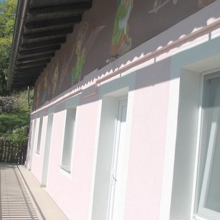 Mike'S Rooms โคบาริด ภายนอก รูปภาพ